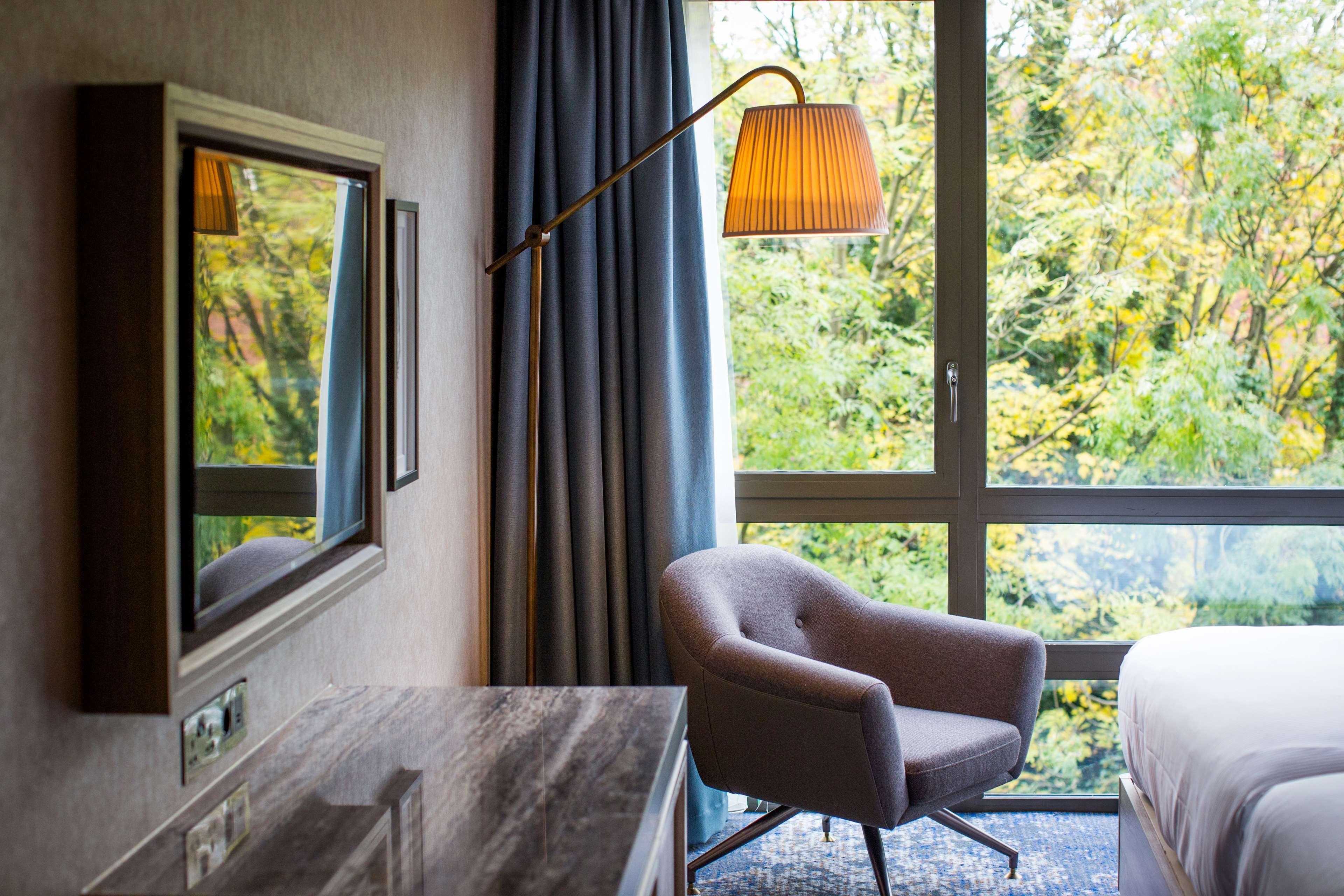 Doubletree By Hilton London Kingston Upon Thames Hotel Kingston upon Thames  Eksteriør billede