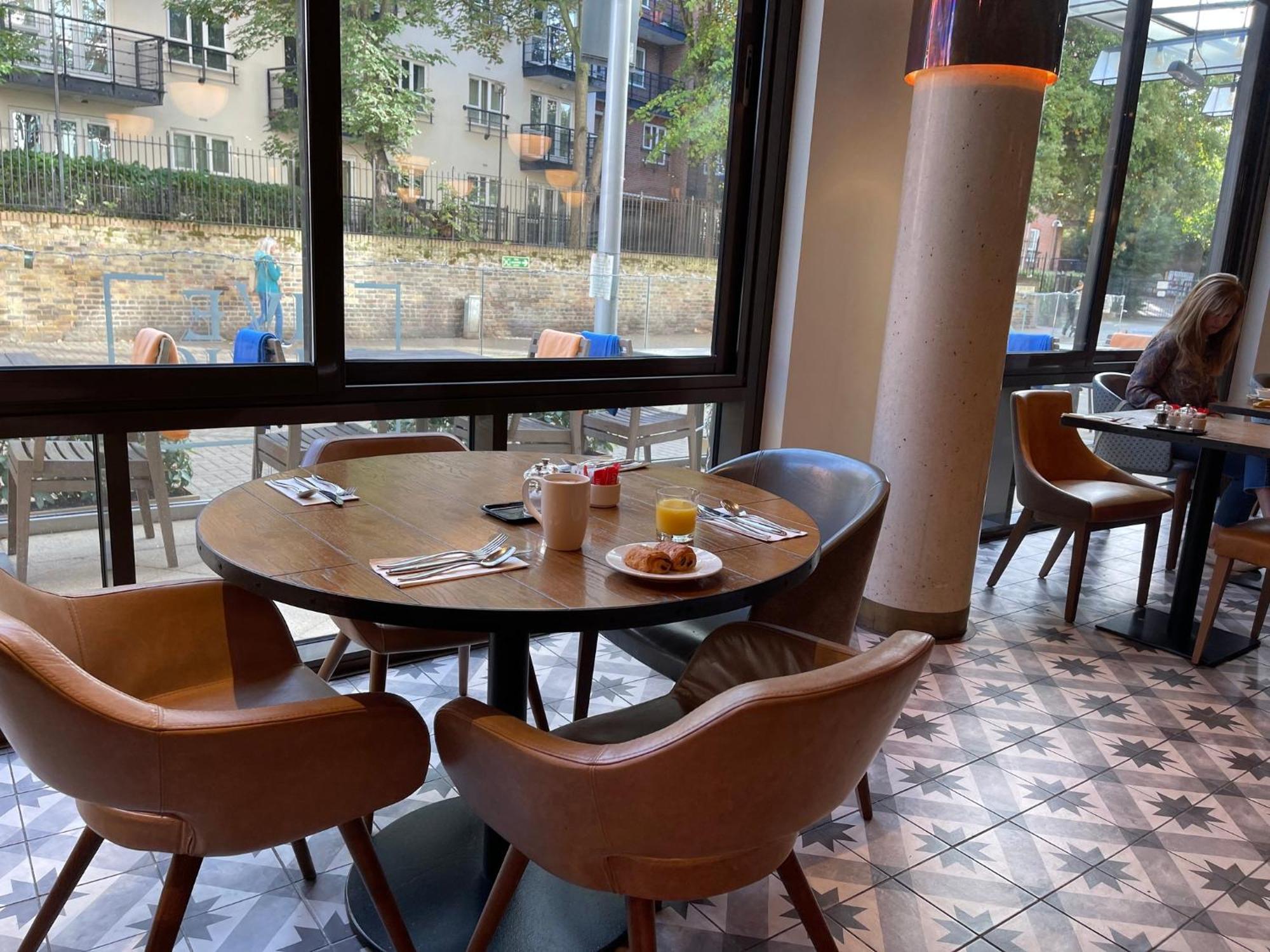 Doubletree By Hilton London Kingston Upon Thames Hotel Kingston upon Thames  Eksteriør billede