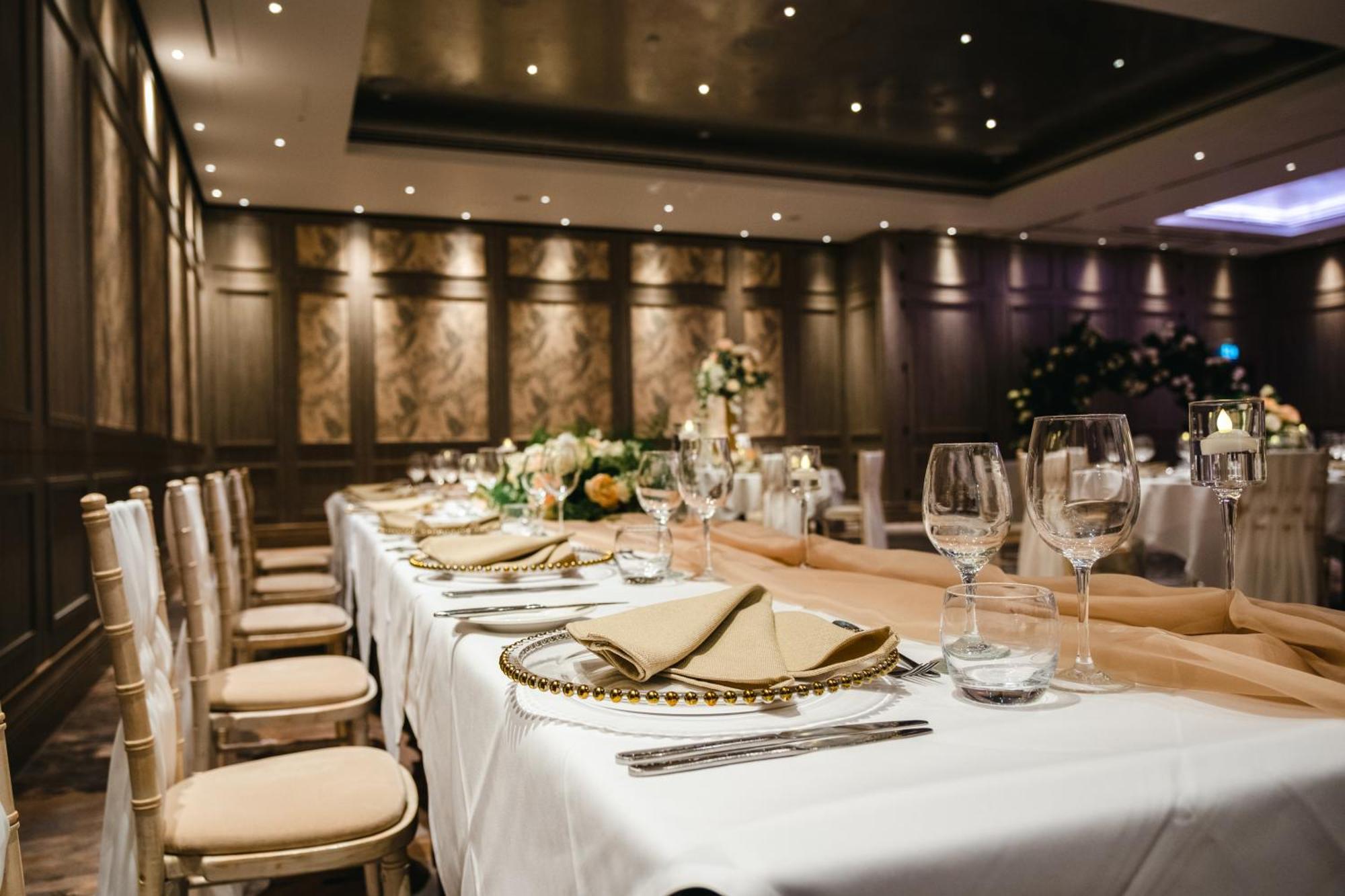 Doubletree By Hilton London Kingston Upon Thames Hotel Kingston upon Thames  Eksteriør billede