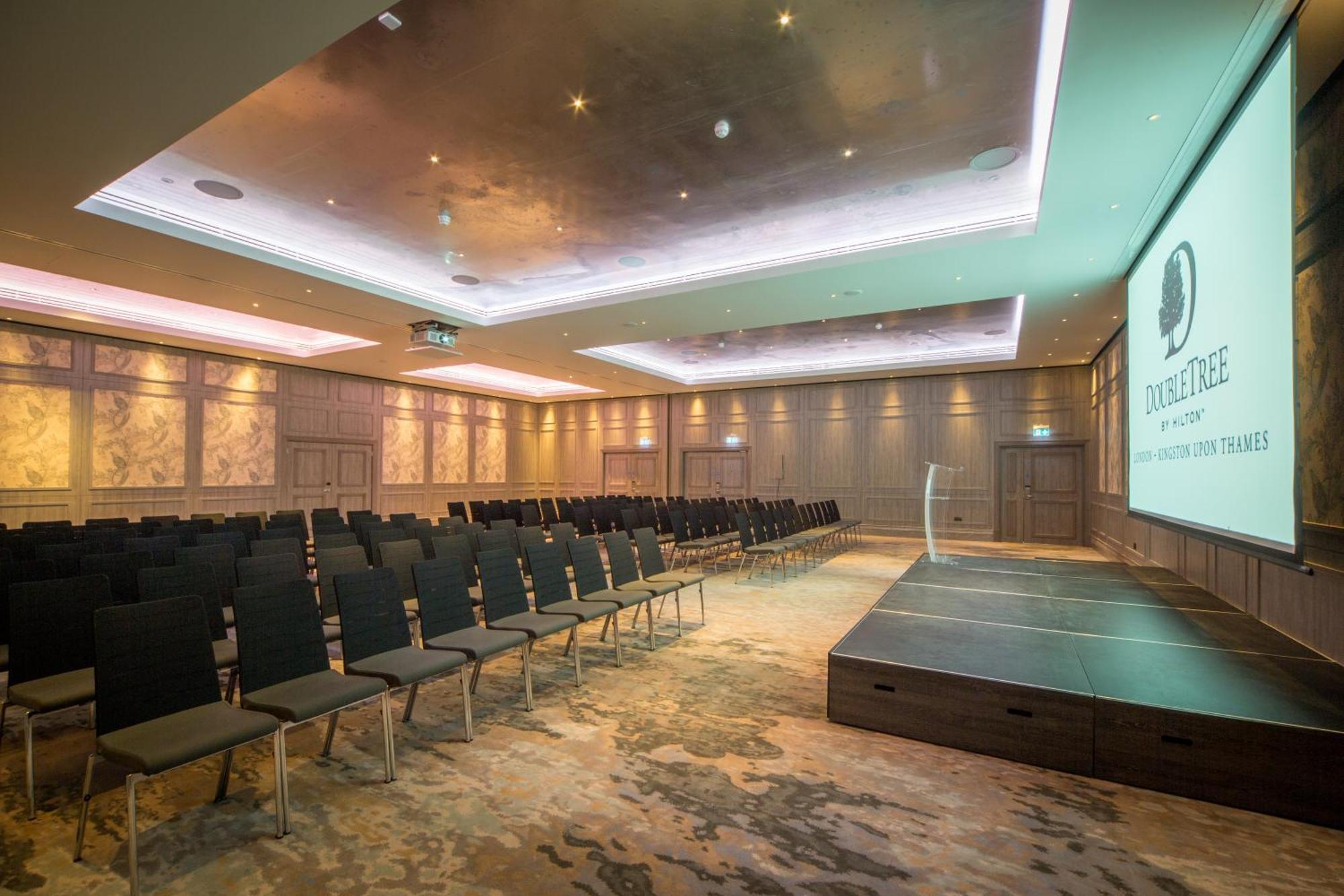 Doubletree By Hilton London Kingston Upon Thames Hotel Kingston upon Thames  Eksteriør billede